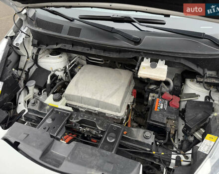 Белый Ниссан e-NV200, объемом двигателя 0 л и пробегом 50 тыс. км за 17899 $, фото 47 на Automoto.ua