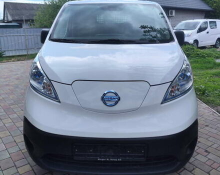 Белый Ниссан e-NV200, объемом двигателя 0 л и пробегом 99 тыс. км за 13900 $, фото 7 на Automoto.ua