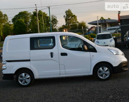 Білий Ніссан e-NV200, об'ємом двигуна 0 л та пробігом 93 тис. км за 15500 $, фото 5 на Automoto.ua