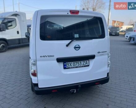 Белый Ниссан e-NV200, объемом двигателя 0 л и пробегом 34 тыс. км за 17900 $, фото 7 на Automoto.ua