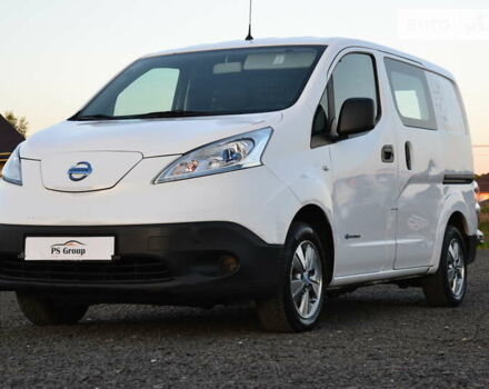 Белый Ниссан e-NV200, объемом двигателя 0 л и пробегом 60 тыс. км за 12999 $, фото 1 на Automoto.ua