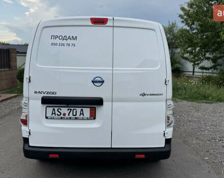 Белый Ниссан e-NV200, объемом двигателя 0 л и пробегом 80 тыс. км за 13500 $, фото 6 на Automoto.ua