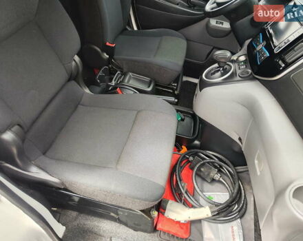Белый Ниссан e-NV200, объемом двигателя 0 л и пробегом 99 тыс. км за 13900 $, фото 14 на Automoto.ua