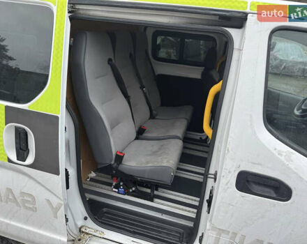 Белый Ниссан e-NV200, объемом двигателя 0 л и пробегом 200 тыс. км за 8950 $, фото 5 на Automoto.ua