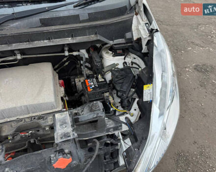 Белый Ниссан e-NV200, объемом двигателя 0 л и пробегом 200 тыс. км за 8950 $, фото 11 на Automoto.ua