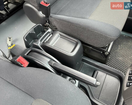 Белый Ниссан e-NV200, объемом двигателя 0 л и пробегом 50 тыс. км за 17899 $, фото 27 на Automoto.ua