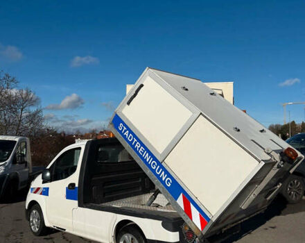 Білий Ніссан e-NV200, об'ємом двигуна 0 л та пробігом 69 тис. км за 14900 $, фото 3 на Automoto.ua