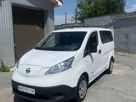 Ниссан e-NV200 2014 в Житомире на Automoto.ua Белый Ниссан e-NV200, объемом двигателя 0 л и пробегом 89 тыс. км за 11300 $, фото 1 на Automoto.ua