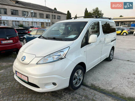 Белый Ниссан e-NV200, объемом двигателя 0 л и пробегом 117 тыс. км за 10700 $, фото 1 на Automoto.ua