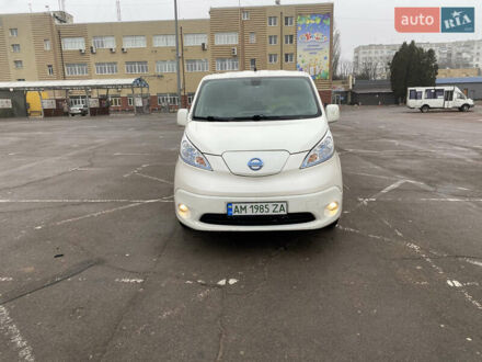 Белый Ниссан e-NV200, объемом двигателя 0 л и пробегом 140 тыс. км за 7500 $, фото 1 на Automoto.ua