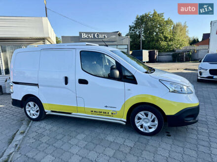 Білий Ніссан e-NV200, об'ємом двигуна 0 л та пробігом 41 тис. км за 9900 $, фото 1 на Automoto.ua