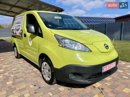 Ніссан e-NV200 2015 у Житомирі на Automoto.ua Білий Ніссан e-NV200, об'ємом двигуна 0 л та пробігом 39 тис. км за 8499 $, фото 1 на Automoto.ua