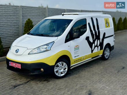 Білий Ніссан e-NV200, об'ємом двигуна 0 л та пробігом 40 тис. км за 10900 $, фото 1 на Automoto.ua