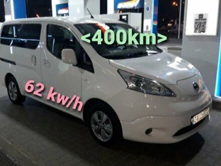 Белый Ниссан e-NV200, объемом двигателя 0 л и пробегом 156 тыс. км за 21500 $, фото 1 на Automoto.ua