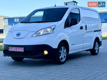Белый Ниссан e-NV200, объемом двигателя 0 л и пробегом 52 тыс. км за 14600 $, фото 1 на Automoto.ua
