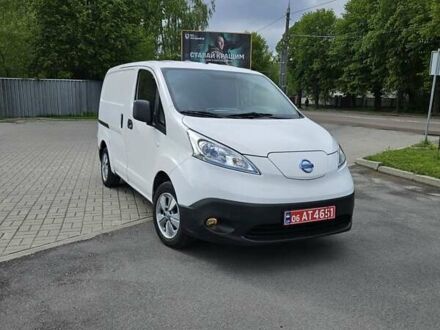 Білий Ніссан e-NV200, об'ємом двигуна 0 л та пробігом 96 тис. км за 12450 $, фото 1 на Automoto.ua