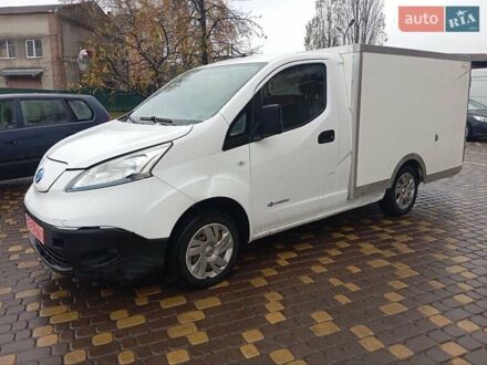 Белый Ниссан e-NV200, объемом двигателя 0 л и пробегом 43 тыс. км за 9500 $, фото 1 на Automoto.ua