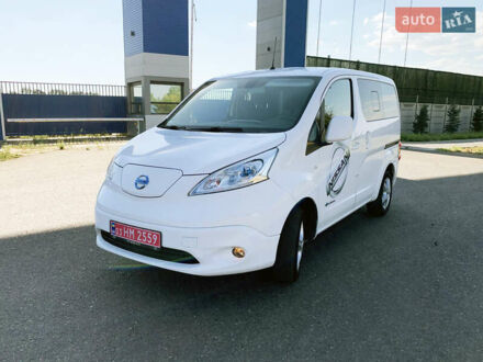 Білий Ніссан e-NV200, об'ємом двигуна 0 л та пробігом 124 тис. км за 14900 $, фото 1 на Automoto.ua