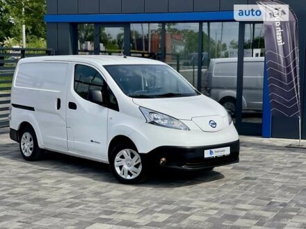 Белый Ниссан e-NV200, объемом двигателя 0 л и пробегом 65 тыс. км за 13999 $, фото 1 на Automoto.ua