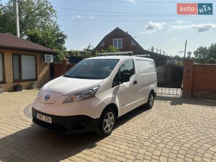 Ниссан e-NV200 2020 в Хмельницком на Automoto.ua Белый Ниссан e-NV200, объемом двигателя 0 л и пробегом 19 тыс. км за 14700 $, фото 1 на Automoto.ua