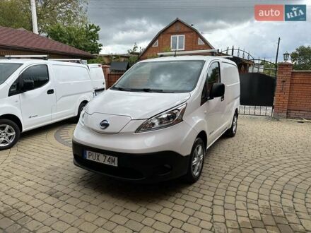 Ниссан e-NV200 2020 в Хмельницком на Automoto.ua Белый Ниссан e-NV200, объемом двигателя 0 л и пробегом 25 тыс. км за 14700 $, фото 1 на Automoto.ua