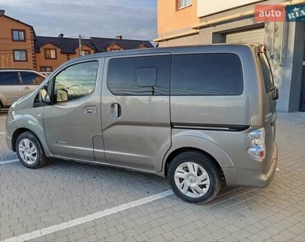 Бежевый Ниссан e-NV200, объемом двигателя 0 л и пробегом 133 тыс. км за 9400 $, фото 3 на Automoto.ua