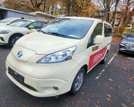 Бежевий Ніссан e-NV200, об'ємом двигуна 0 л та пробігом 140 тис. км за 16900 $, фото 4 на Automoto.ua