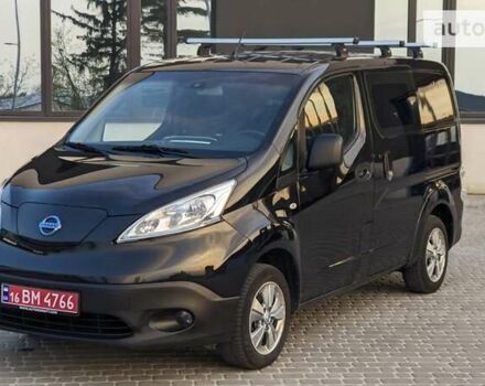 Черный Ниссан e-NV200, объемом двигателя 0 л и пробегом 120 тыс. км за 12500 $, фото 1 на Automoto.ua