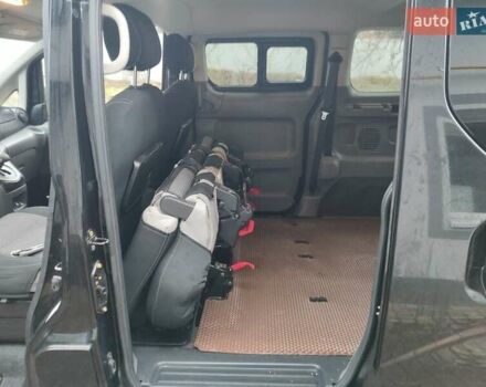 Черный Ниссан e-NV200, объемом двигателя 0 л и пробегом 63 тыс. км за 10200 $, фото 8 на Automoto.ua