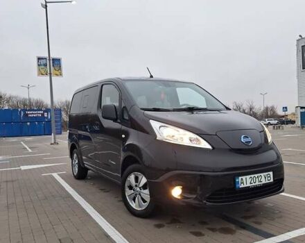 Чорний Ніссан e-NV200, об'ємом двигуна 0 л та пробігом 92 тис. км за 10700 $, фото 23 на Automoto.ua