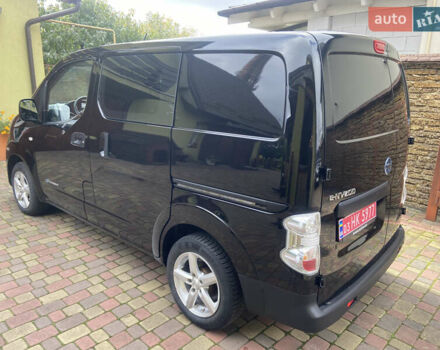 Черный Ниссан e-NV200, объемом двигателя 0 л и пробегом 48 тыс. км за 10850 $, фото 7 на Automoto.ua