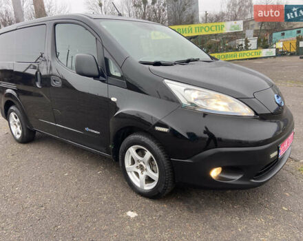 Черный Ниссан e-NV200, объемом двигателя 0 л и пробегом 48 тыс. км за 10500 $, фото 4 на Automoto.ua