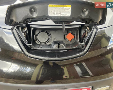 Черный Ниссан e-NV200, объемом двигателя 0 л и пробегом 48 тыс. км за 10850 $, фото 30 на Automoto.ua