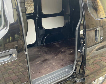 Черный Ниссан e-NV200, объемом двигателя 0 л и пробегом 48 тыс. км за 10850 $, фото 19 на Automoto.ua