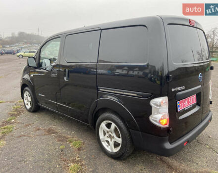 Черный Ниссан e-NV200, объемом двигателя 0 л и пробегом 48 тыс. км за 10500 $, фото 10 на Automoto.ua
