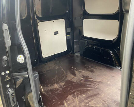 Черный Ниссан e-NV200, объемом двигателя 0 л и пробегом 48 тыс. км за 10850 $, фото 21 на Automoto.ua