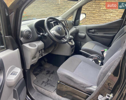 Черный Ниссан e-NV200, объемом двигателя 0 л и пробегом 48 тыс. км за 10850 $, фото 13 на Automoto.ua