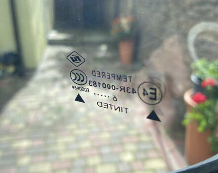 Черный Ниссан e-NV200, объемом двигателя 0 л и пробегом 48 тыс. км за 10850 $, фото 29 на Automoto.ua