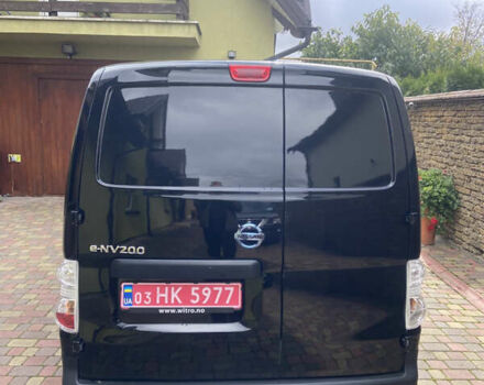 Черный Ниссан e-NV200, объемом двигателя 0 л и пробегом 48 тыс. км за 10850 $, фото 5 на Automoto.ua