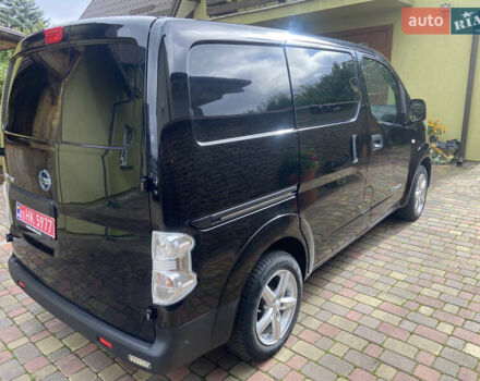 Черный Ниссан e-NV200, объемом двигателя 0 л и пробегом 48 тыс. км за 10850 $, фото 3 на Automoto.ua
