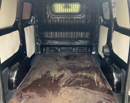 Черный Ниссан e-NV200, объемом двигателя 0 л и пробегом 48 тыс. км за 10850 $, фото 22 на Automoto.ua