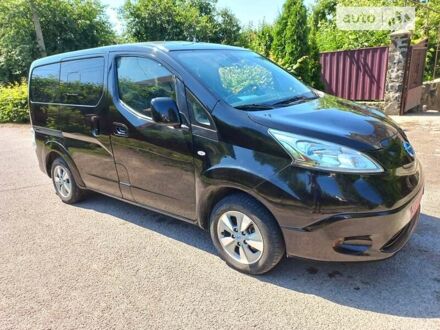 Чорний Ніссан e-NV200, об'ємом двигуна 0 л та пробігом 92 тис. км за 13500 $, фото 1 на Automoto.ua