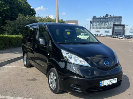 Чорний Ніссан e-NV200, об'ємом двигуна 0 л та пробігом 113 тис. км за 12299 $, фото 1 на Automoto.ua