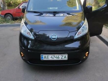 Ніссан e-NV200 2017 у Дніпро (Дніпропетровську) на Automoto.ua Чорний Ніссан e-NV200, об'ємом двигуна 0 л та пробігом 100 тис. км за 19500 $, фото 1 на Automoto.ua