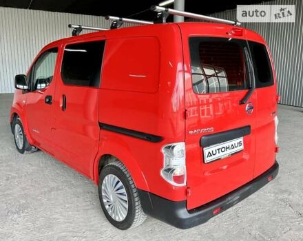 Червоний Ніссан e-NV200, об'ємом двигуна 0 л та пробігом 68 тис. км за 13200 $, фото 3 на Automoto.ua