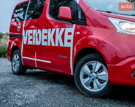Червоний Ніссан e-NV200, об'ємом двигуна 0 л та пробігом 29 тис. км за 17400 $, фото 3 на Automoto.ua