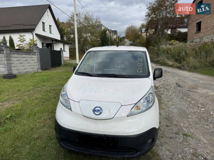 Ниссан e-NV200 2015 в Ровно на Automoto.ua Ниссан e-NV200, объемом двигателя 0 л и пробегом 200 тыс. км за 5900 $, фото 1 на Automoto.ua