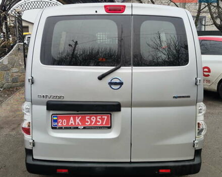 Серый Ниссан e-NV200, объемом двигателя 0 л и пробегом 114 тыс. км за 7999 $, фото 5 на Automoto.ua