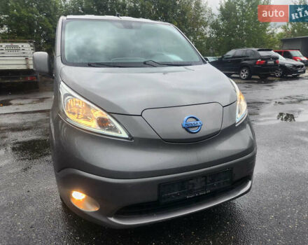 Сірий Ніссан e-NV200, об'ємом двигуна 0 л та пробігом 69 тис. км за 6700 $, фото 4 на Automoto.ua
