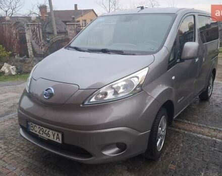 Серый Ниссан e-NV200, объемом двигателя 0 л и пробегом 93 тыс. км за 9300 $, фото 2 на Automoto.ua
